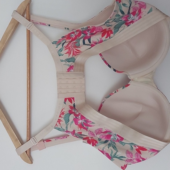 NWT Cacique Lightly Lined T Shirt Bra Tropical Print Size 46D - Picture 2 of 5